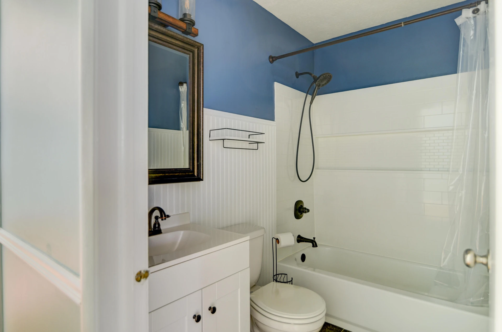 6255 Narragansett DR - Photo 22