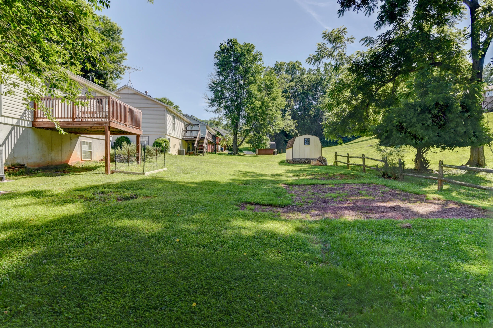 6255 Narragansett DR - Photo 31