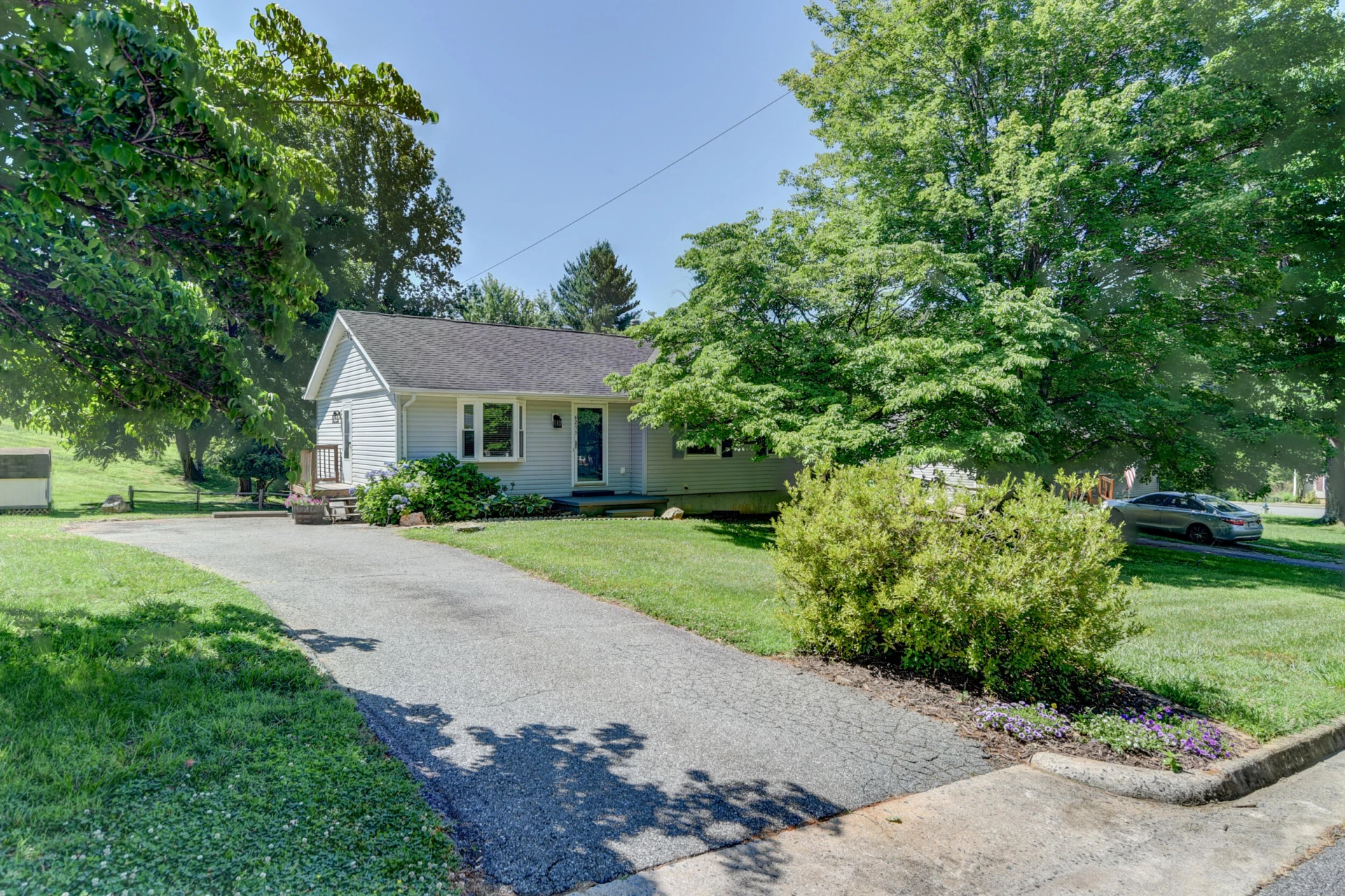 6255 Narragansett DR - Photo 38