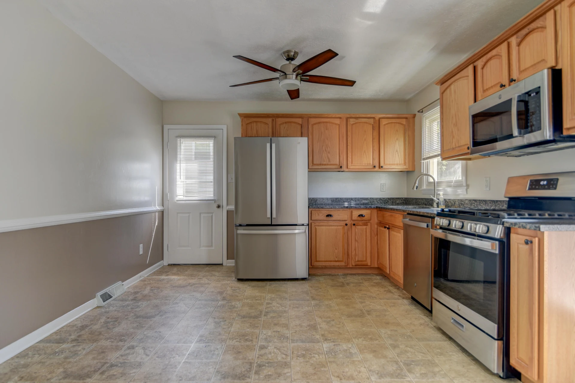6255 Narragansett DR - Photo 6