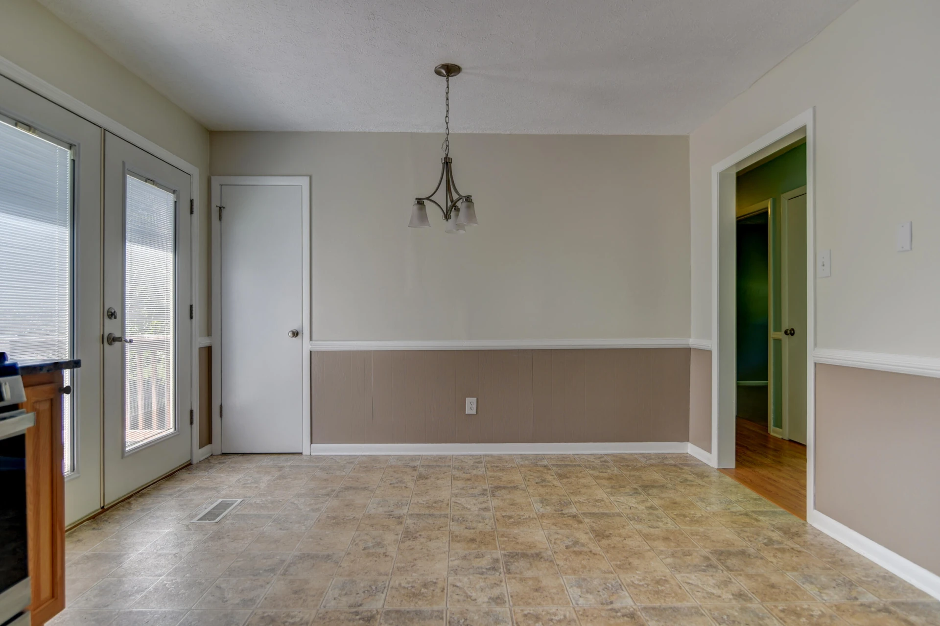 6255 Narragansett DR - Photo 9