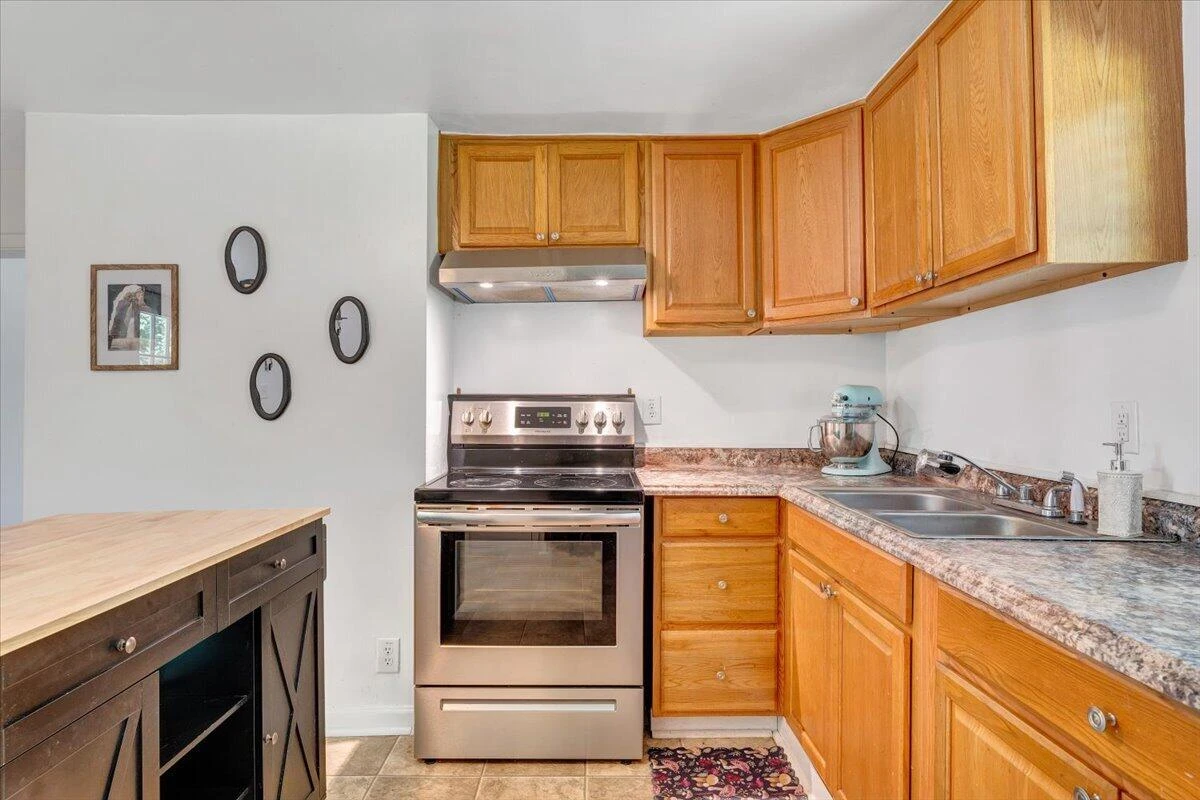 2852 Bethlehem RD - Photo 14
