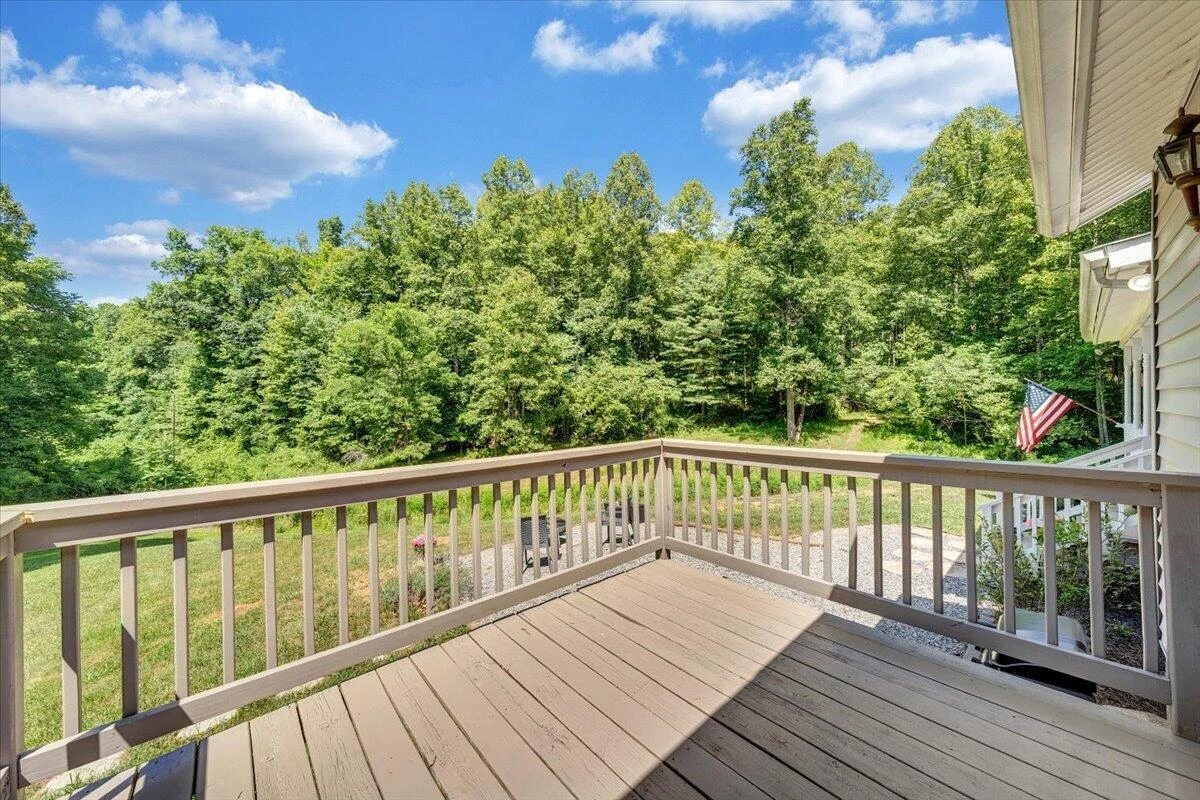 2852 Bethlehem RD - Photo 21