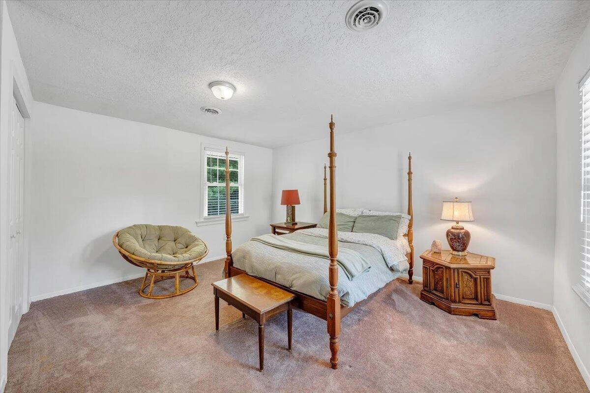 2852 Bethlehem RD - Photo 27