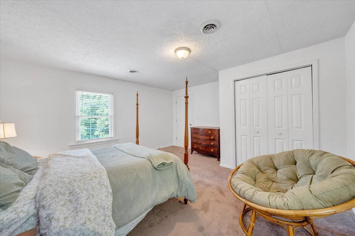 2852 Bethlehem RD - Photo 28