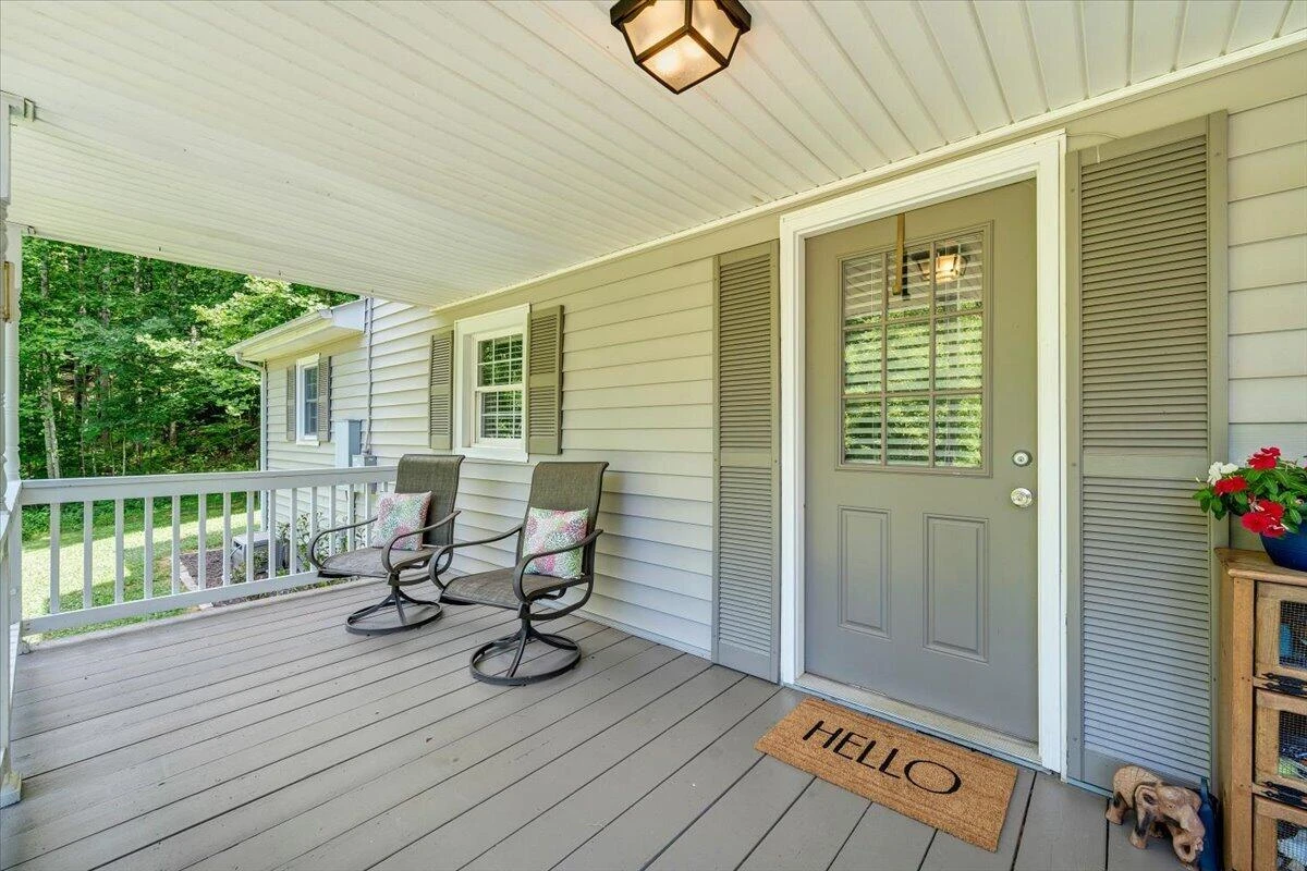2852 Bethlehem RD - Photo 3