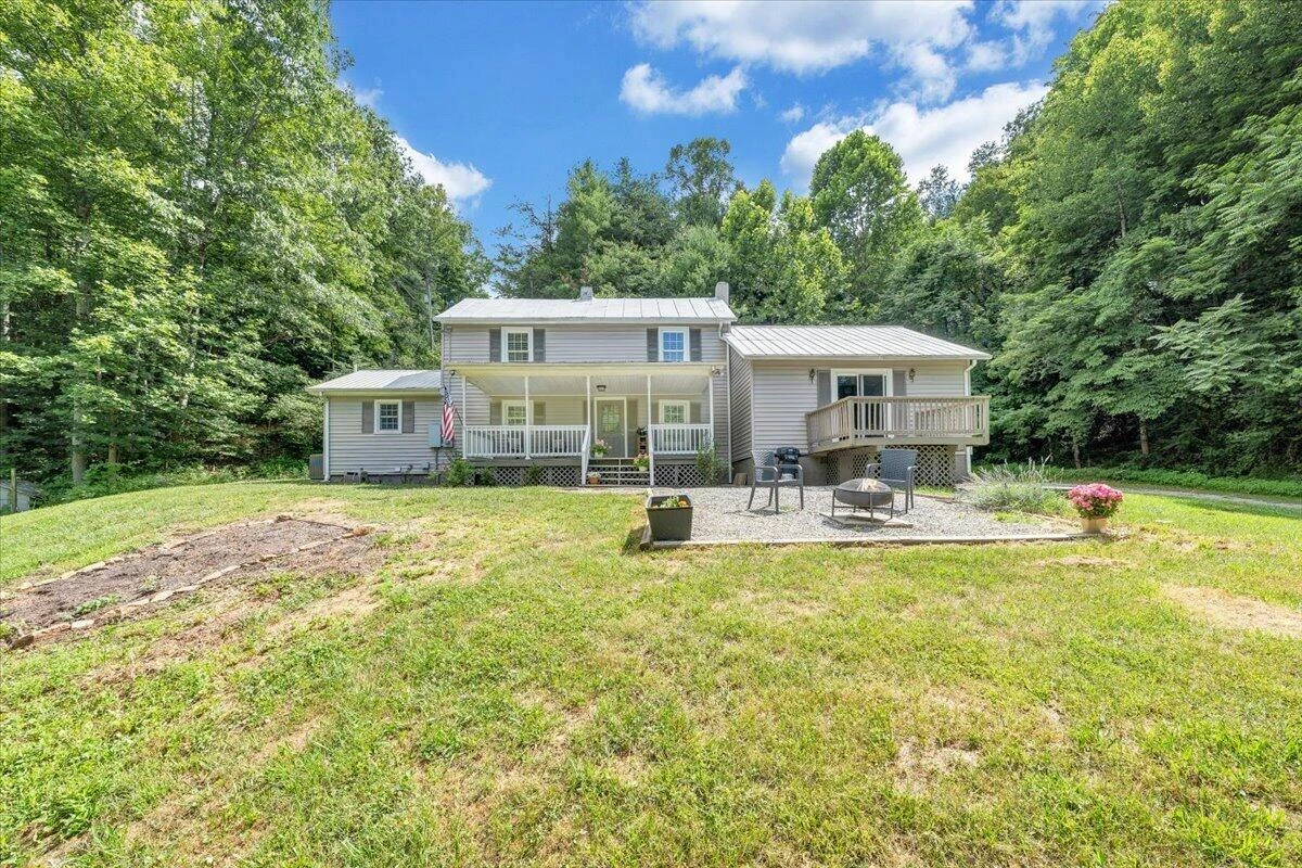 2852 Bethlehem RD - Photo 33