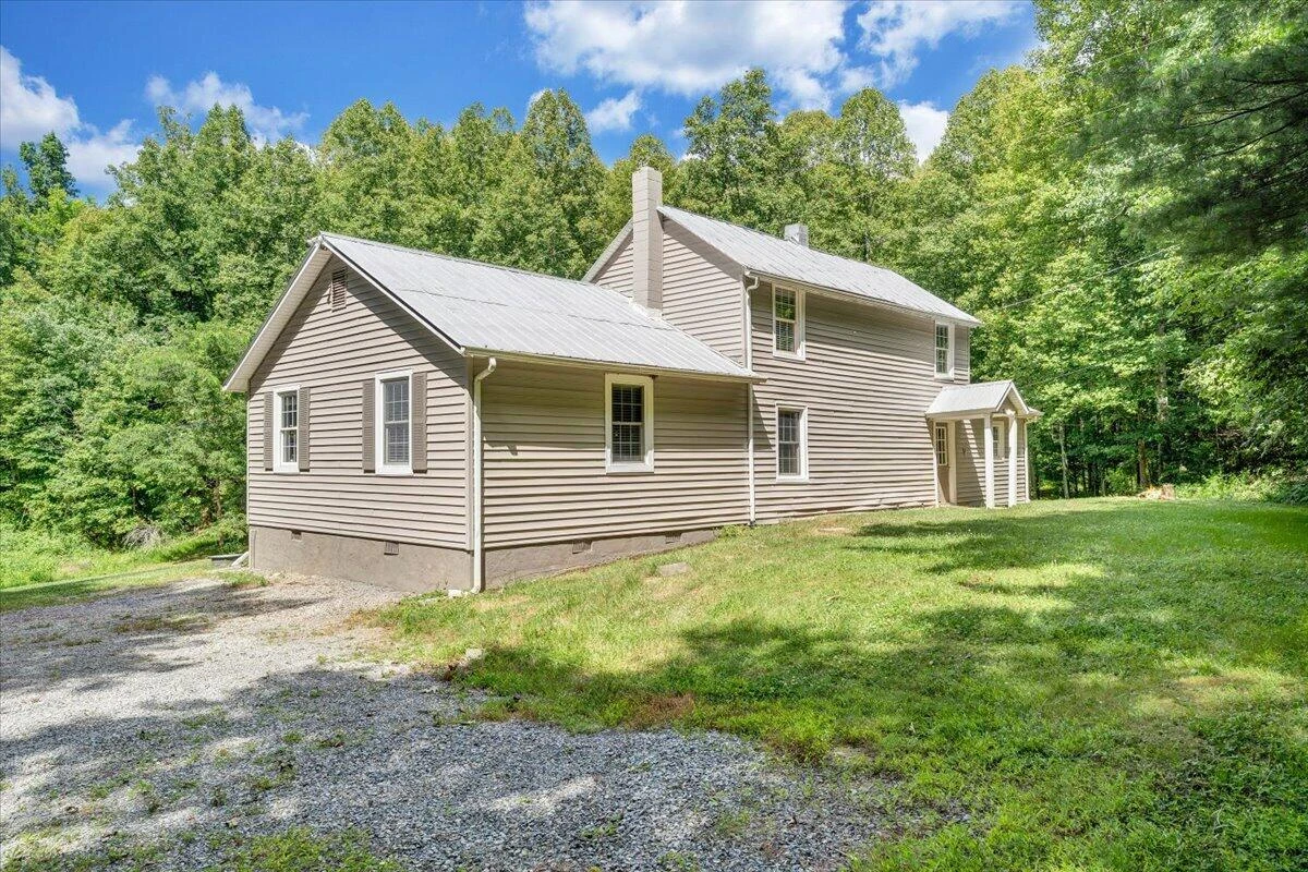 2852 Bethlehem RD - Photo 39
