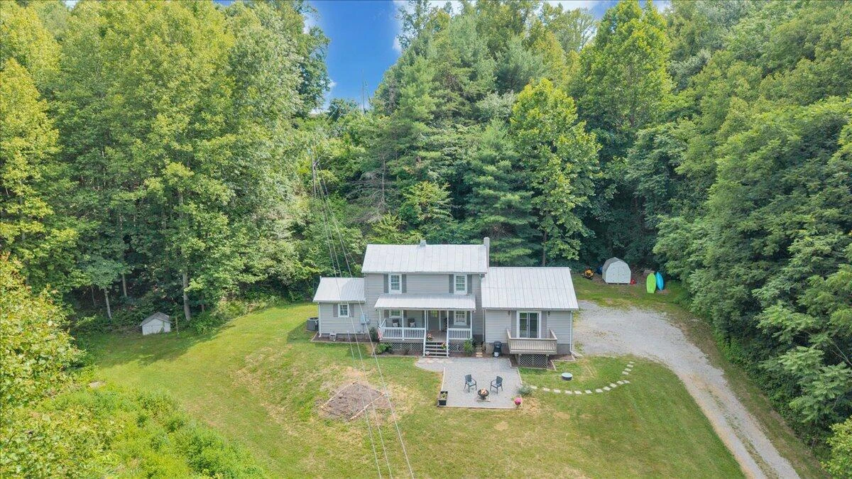 2852 Bethlehem RD - Photo 43
