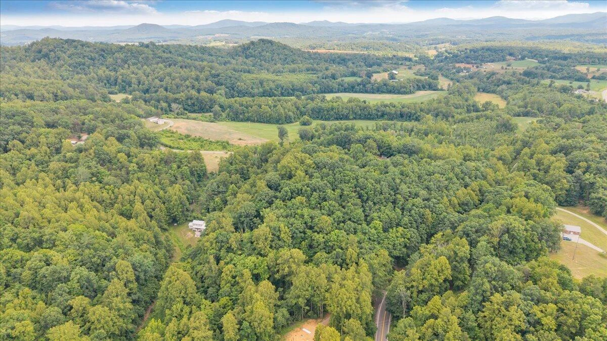 2852 Bethlehem RD - Photo 49