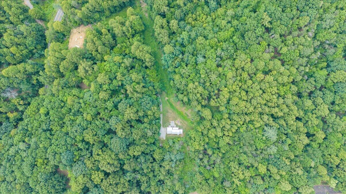 2852 Bethlehem RD - Photo 51