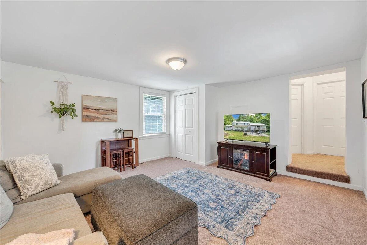 2852 Bethlehem RD - Photo 6