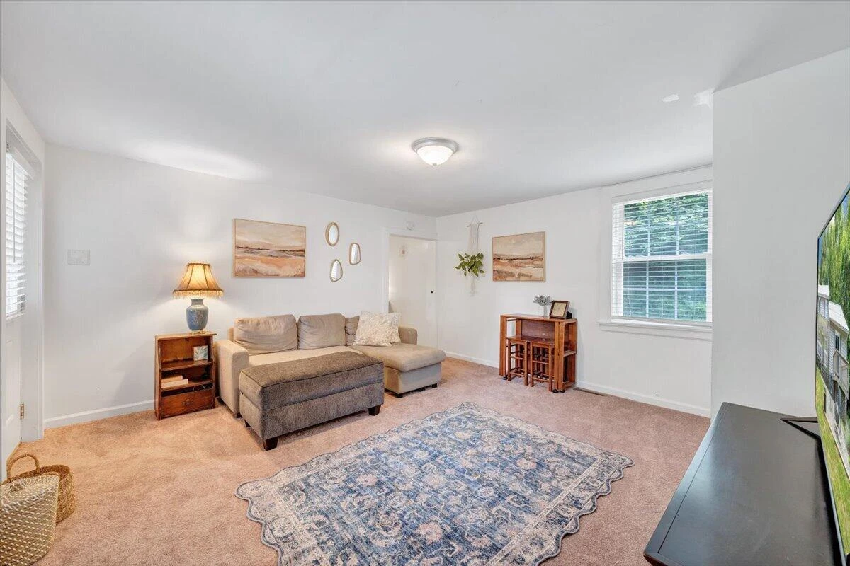 2852 Bethlehem RD - Photo 7