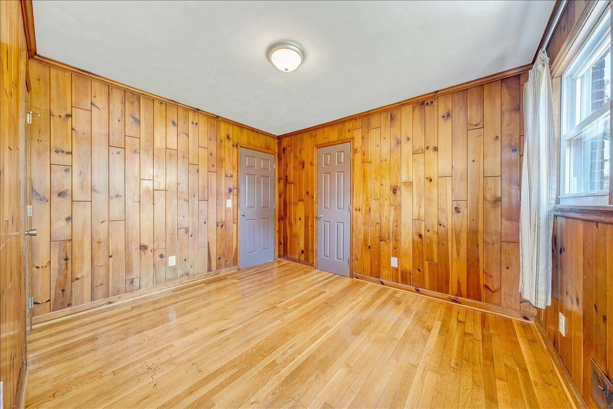 456 Fleming AVE NE - Photo 10