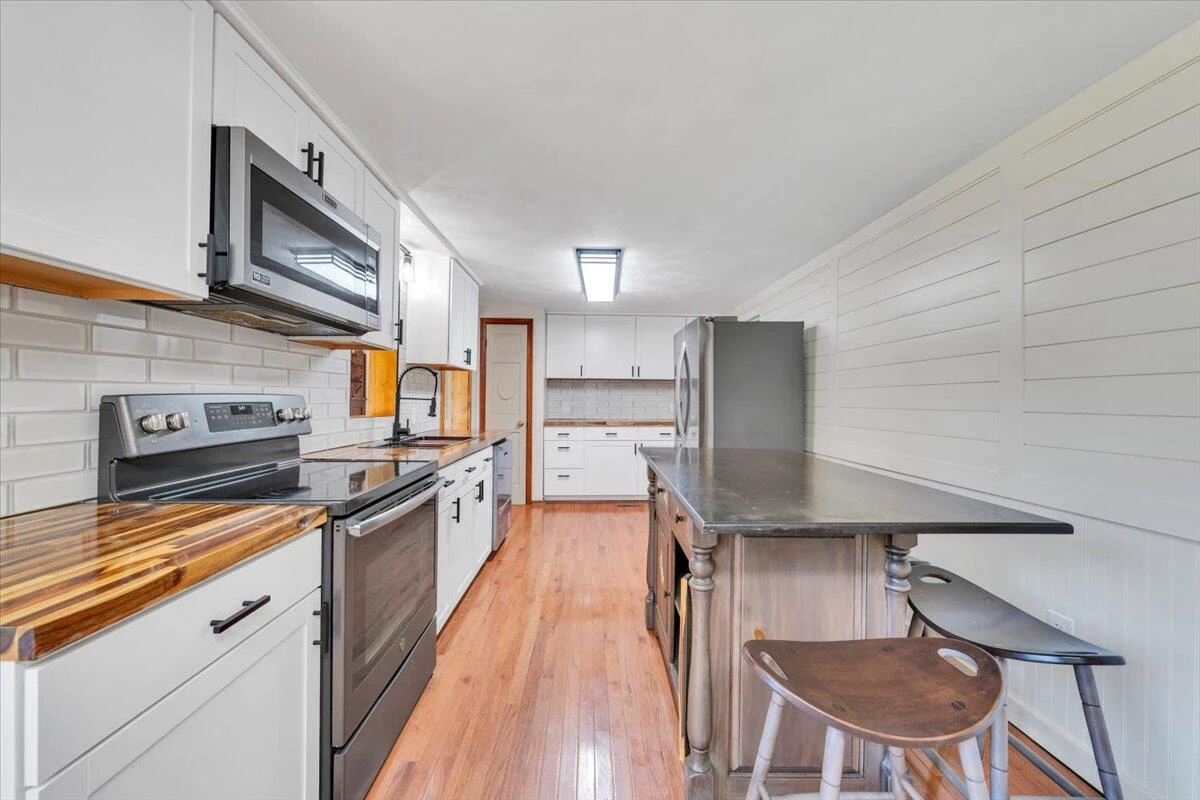 41 Oriskany Square - Photo 14