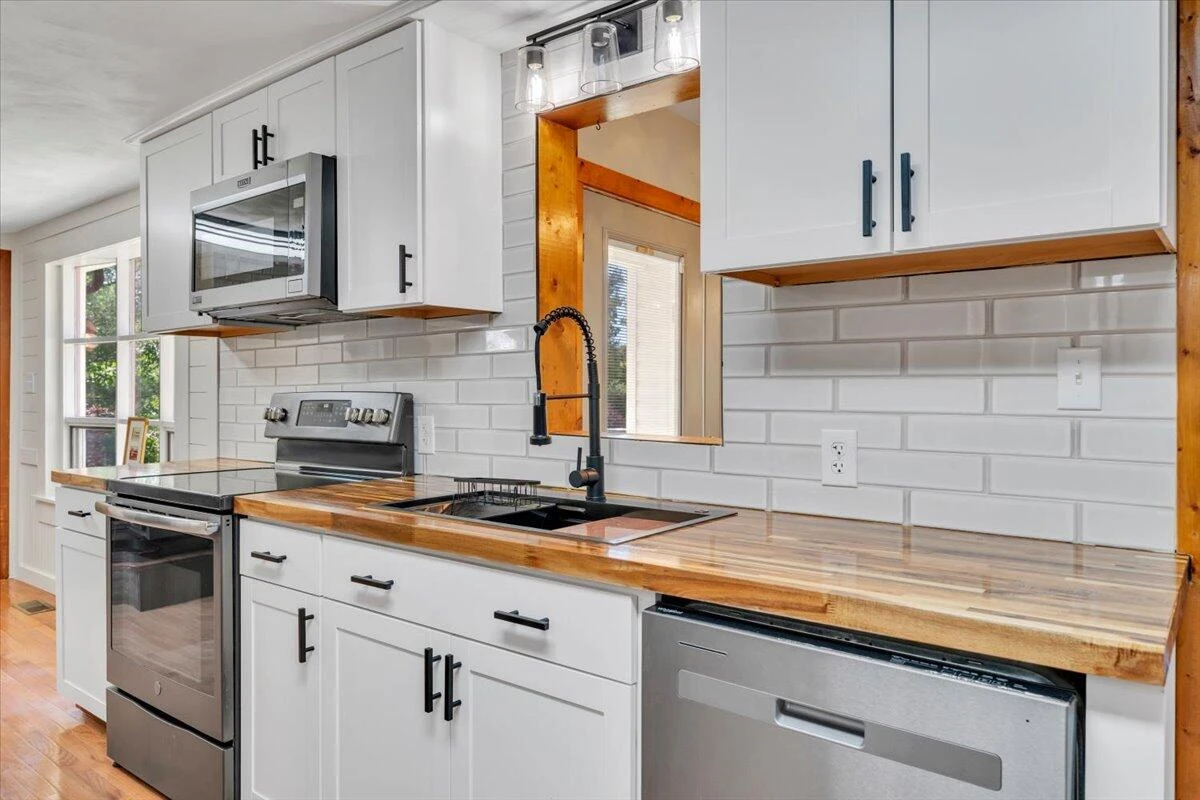 41 Oriskany Square - Photo 17