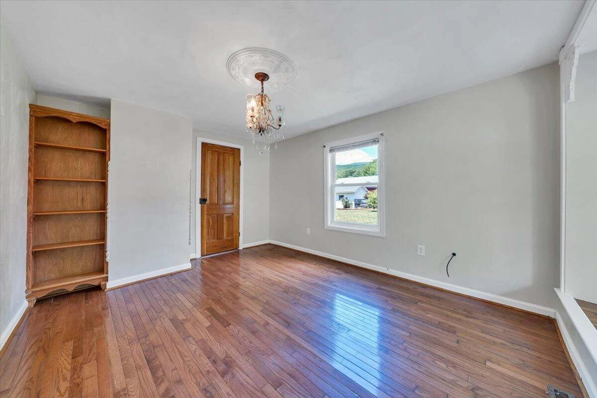 41 Oriskany Square - Photo 26