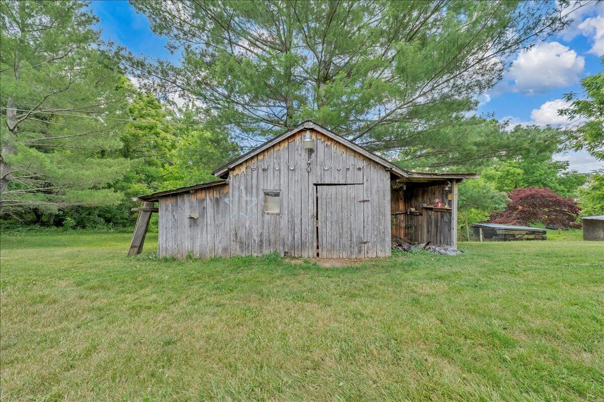 41 Oriskany Square - Photo 43