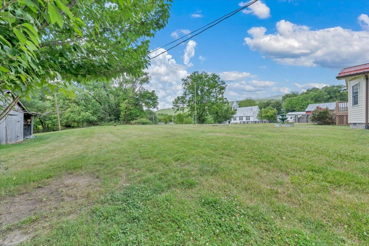 41 Oriskany Square - Photo 44