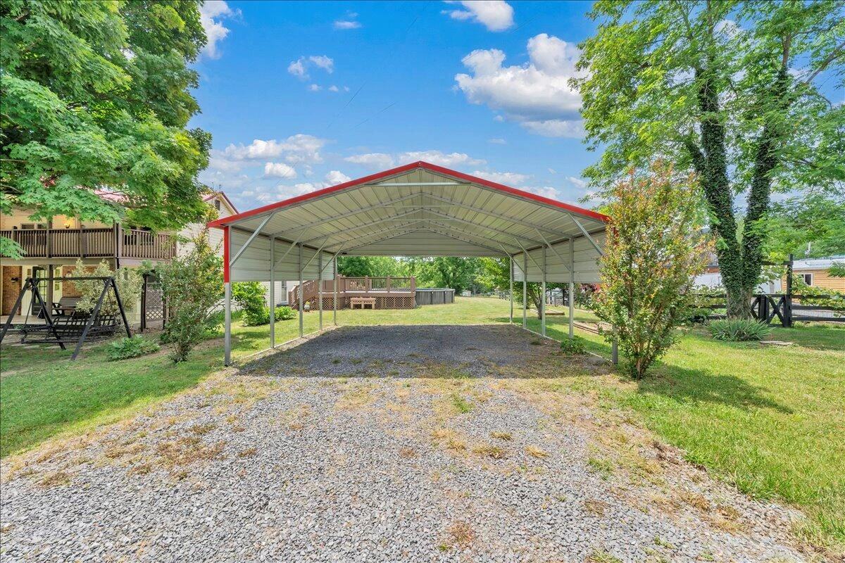 41 Oriskany Square - Photo 48