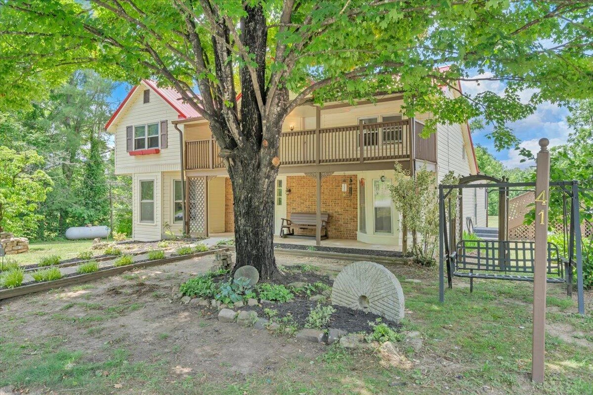 41 Oriskany Square - Photo 49