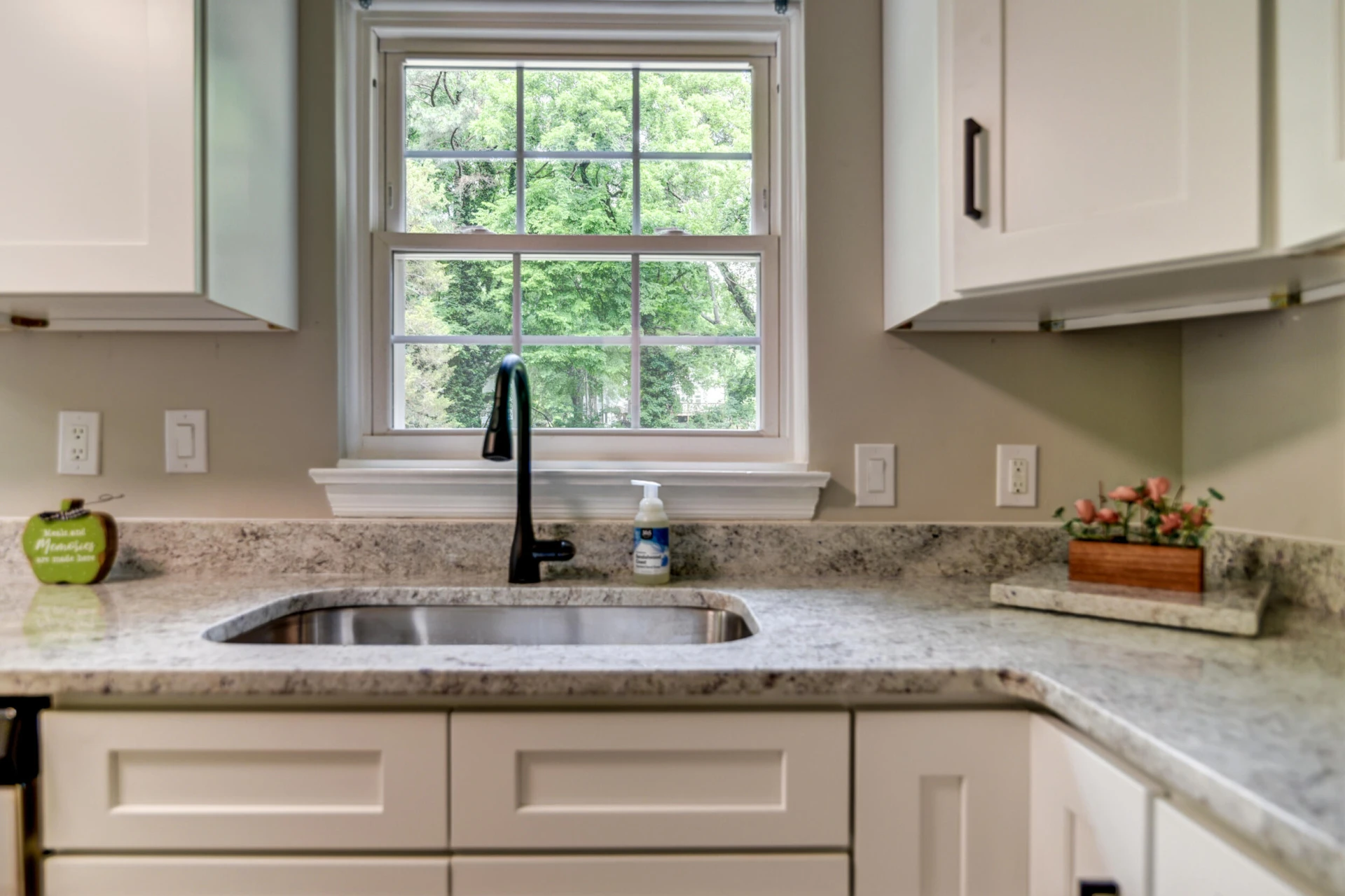 1324 South AVE - Photo 17