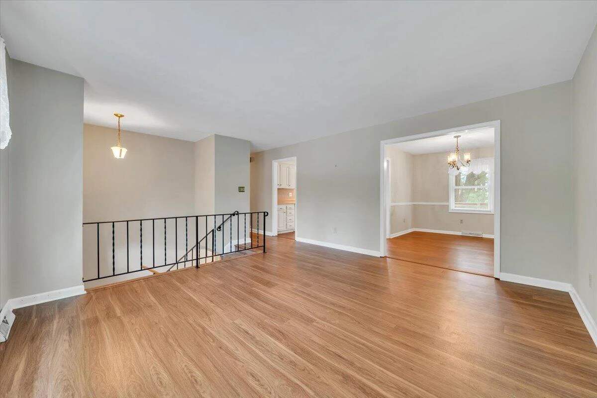644 Knollwood DR - Photo 10