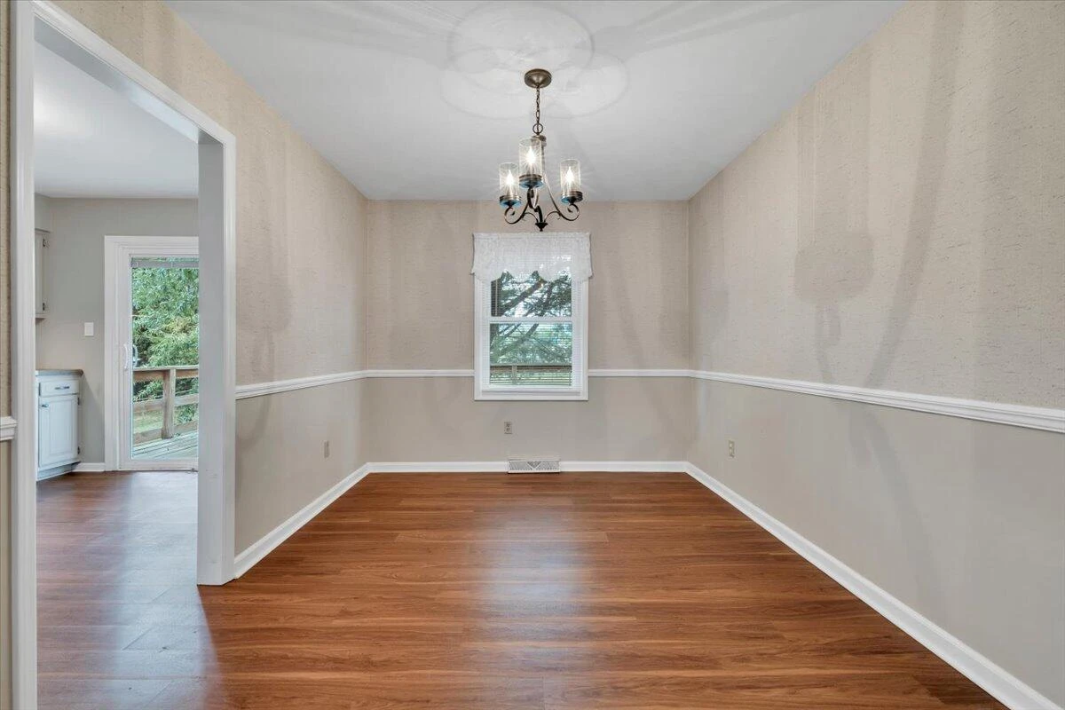 644 Knollwood DR - Photo 11