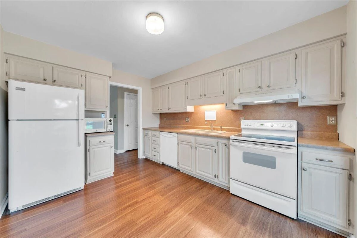 644 Knollwood DR - Photo 18