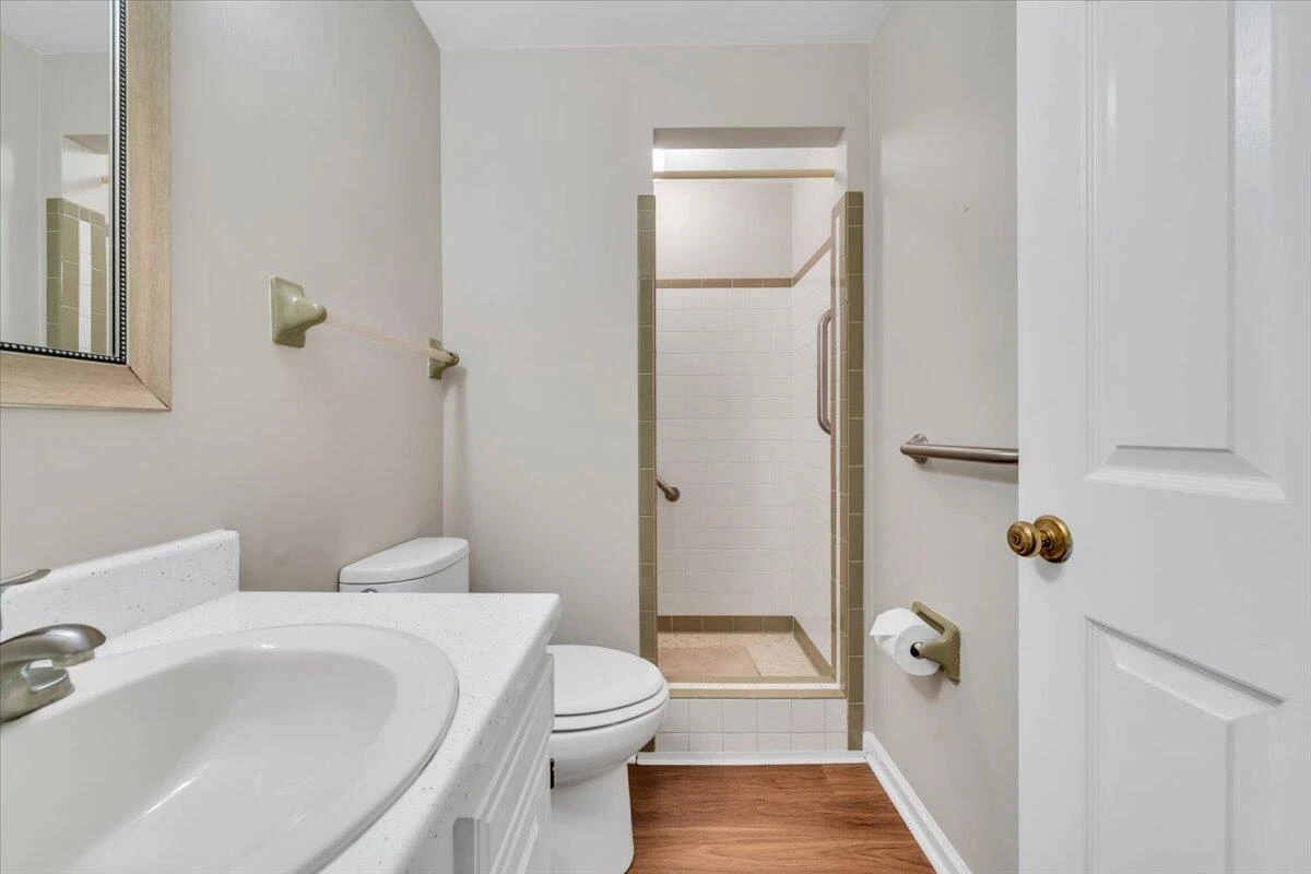 644 Knollwood DR - Photo 36