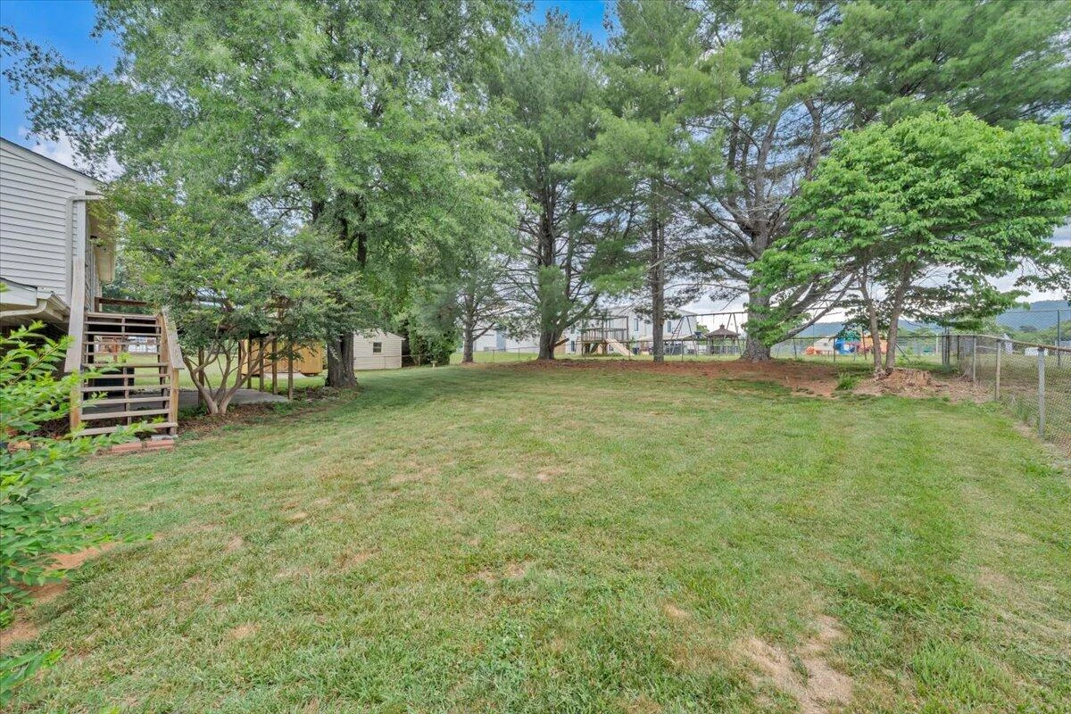 644 Knollwood DR - Photo 41