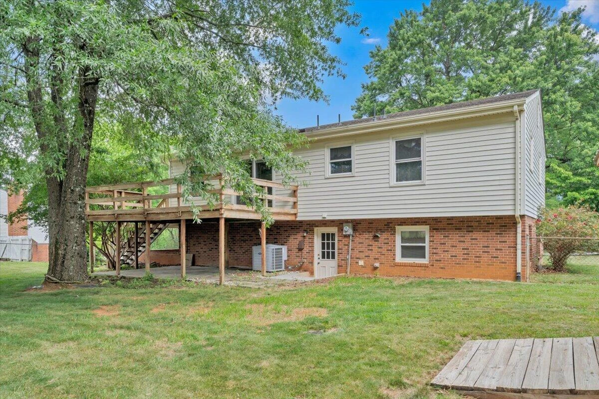 644 Knollwood DR - Photo 46