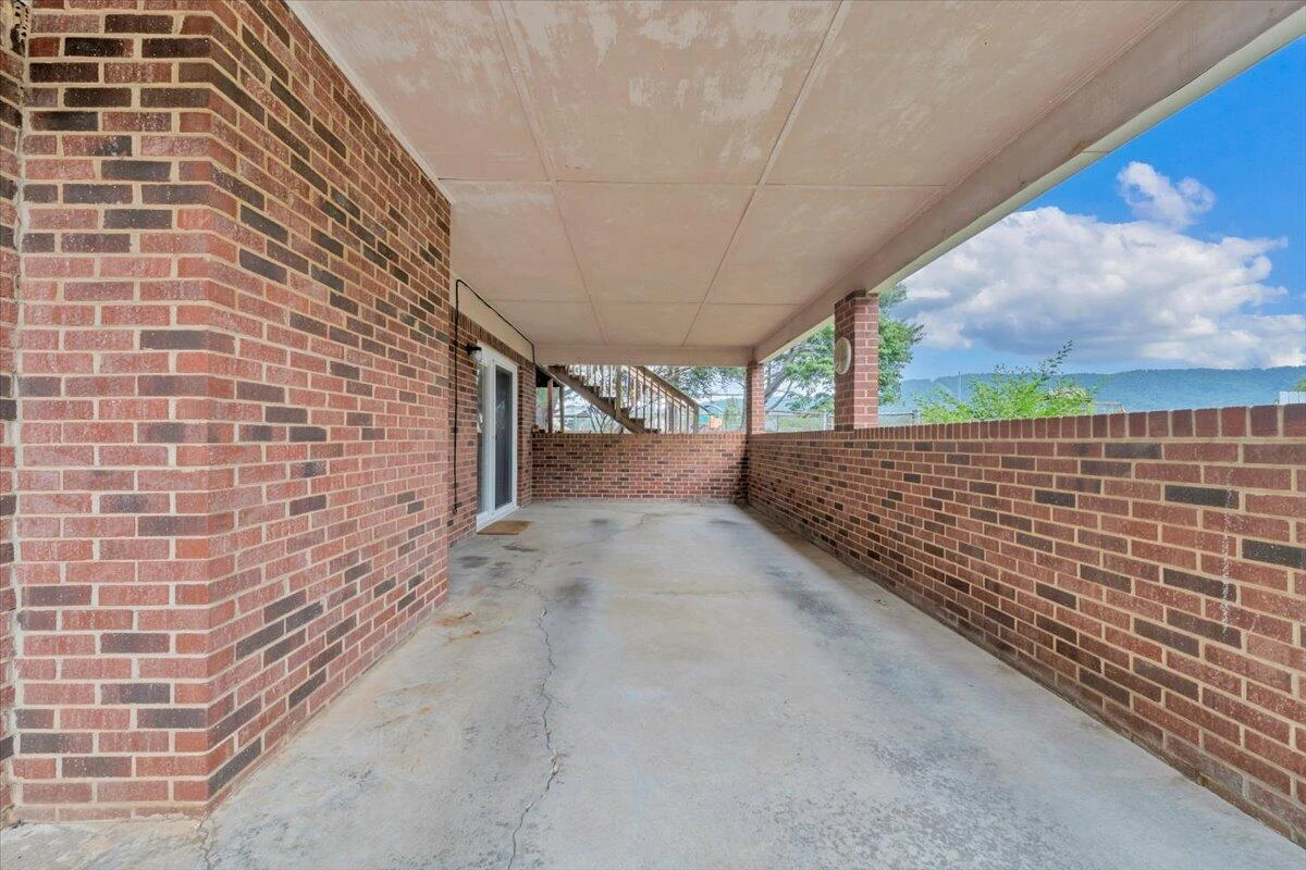 644 Knollwood DR - Photo 49