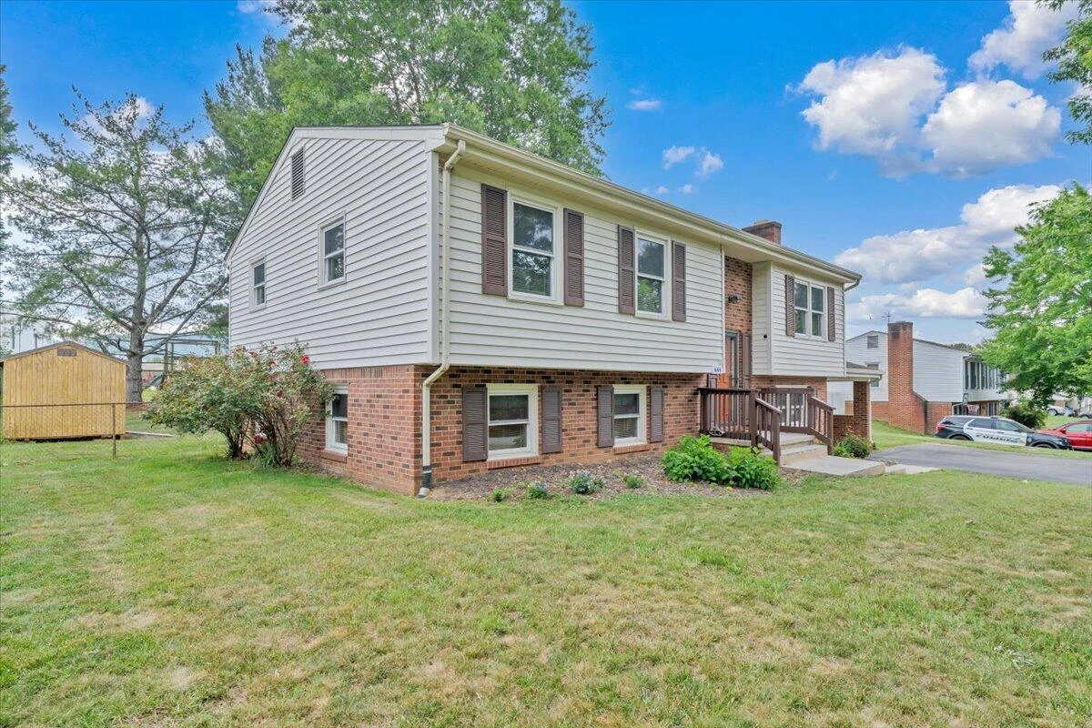 644 Knollwood DR - Photo 52