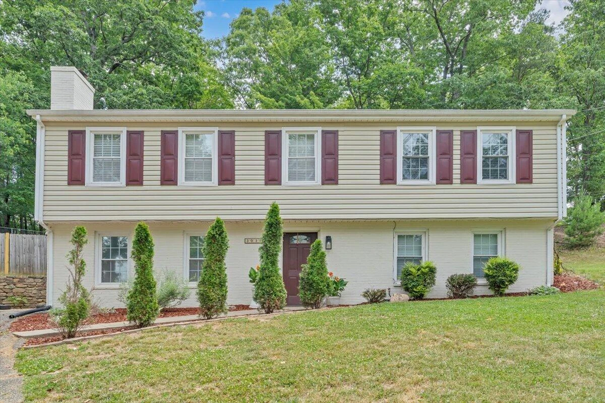 3030 Sedgefield RD SW - Photo 2