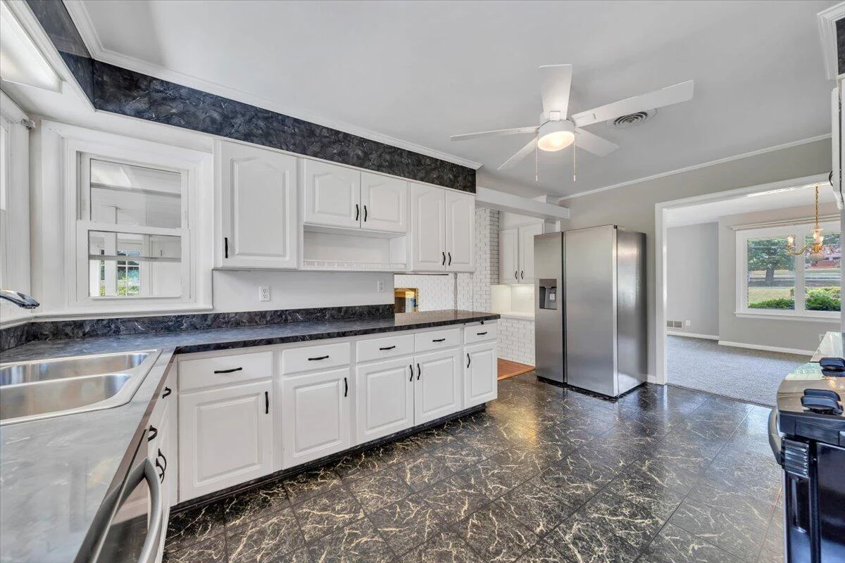 4962 Bower RD - Photo 18