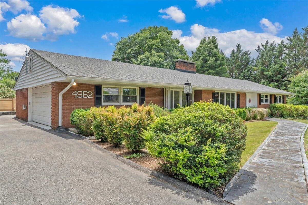 4962 Bower RD - Photo 2
