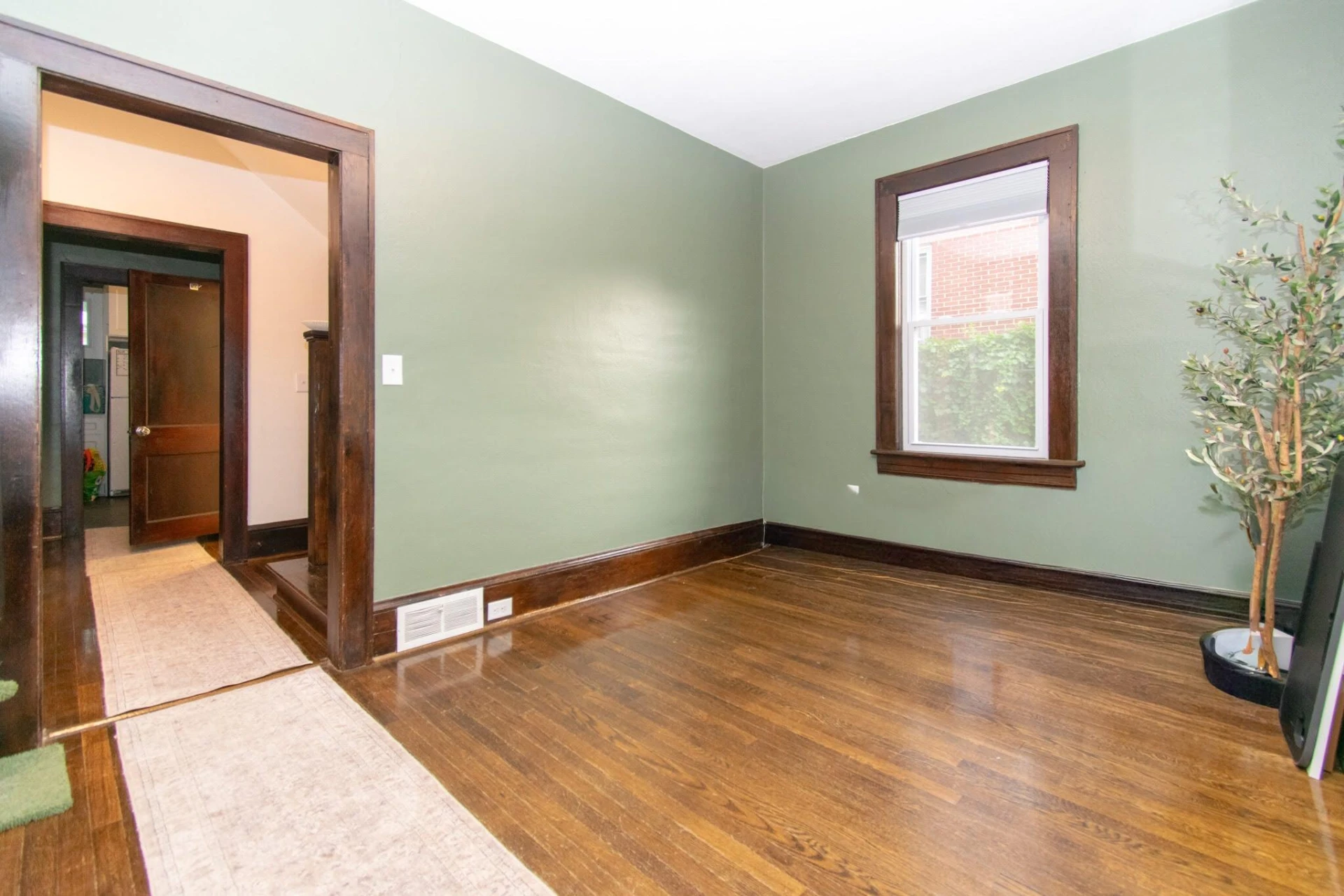 940 Murray AVE SE - Photo 7