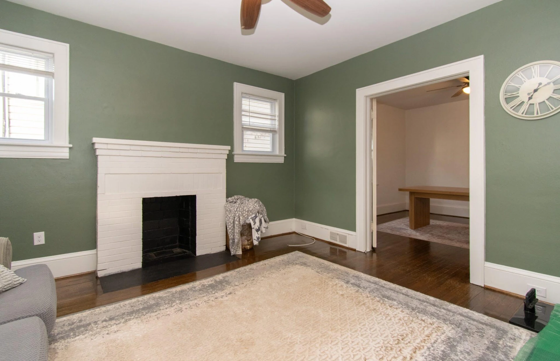 940 Murray AVE SE - Photo 8