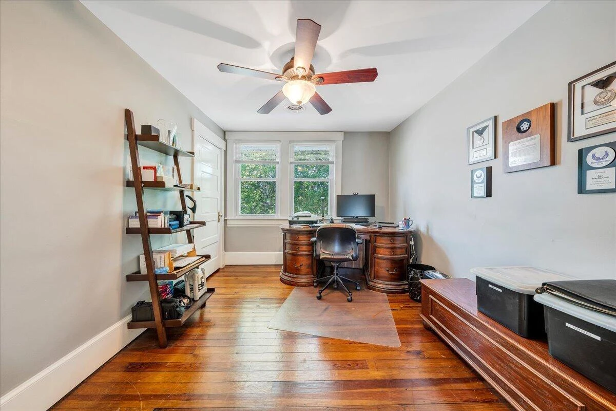 507 S College AVE - Photo 28