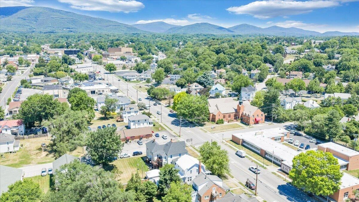 507 S College AVE - Photo 54