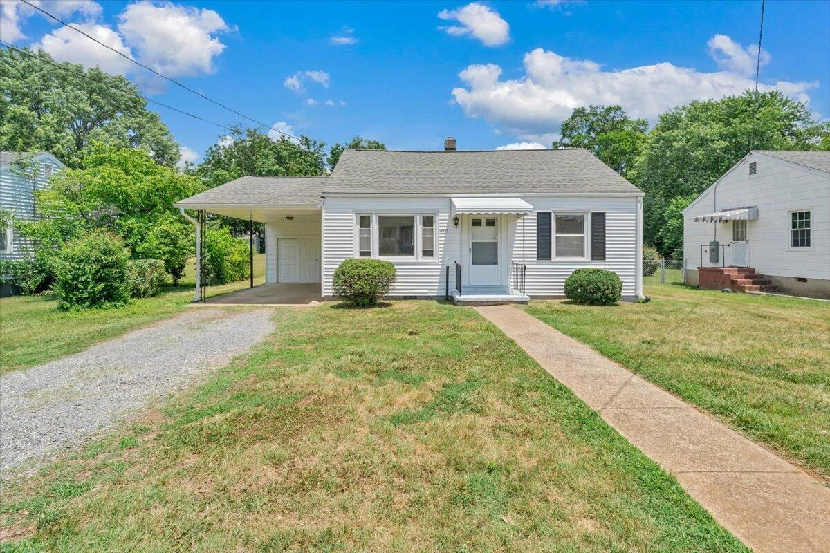 4933 Hildebrand RD NE - Photo 27