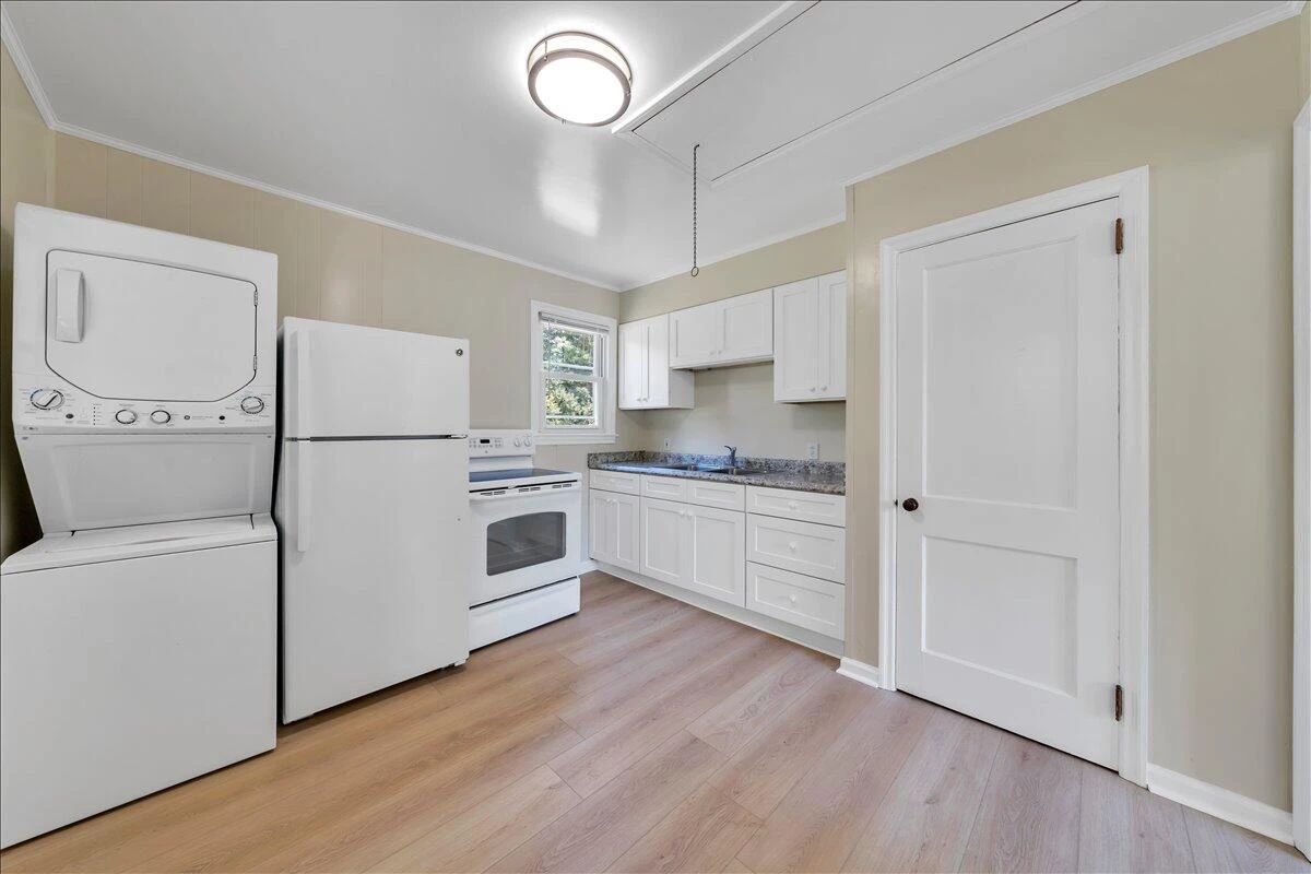4933 Hildebrand RD NE - Photo 8