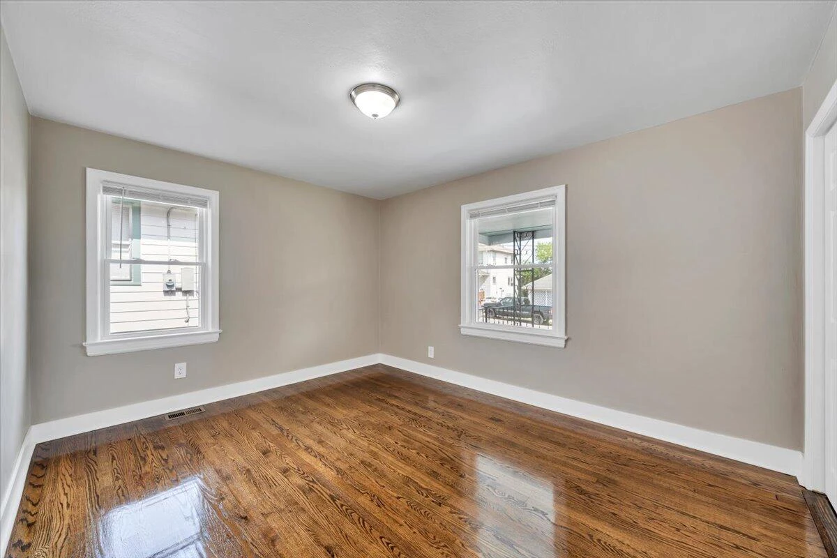1451 Greenbrier AVE SE - Photo 17