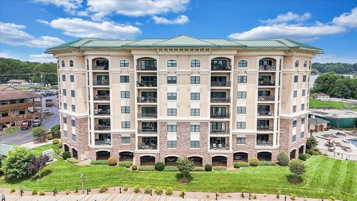 100 BRIDGEWATER POINTE PL #404 - Photo 39