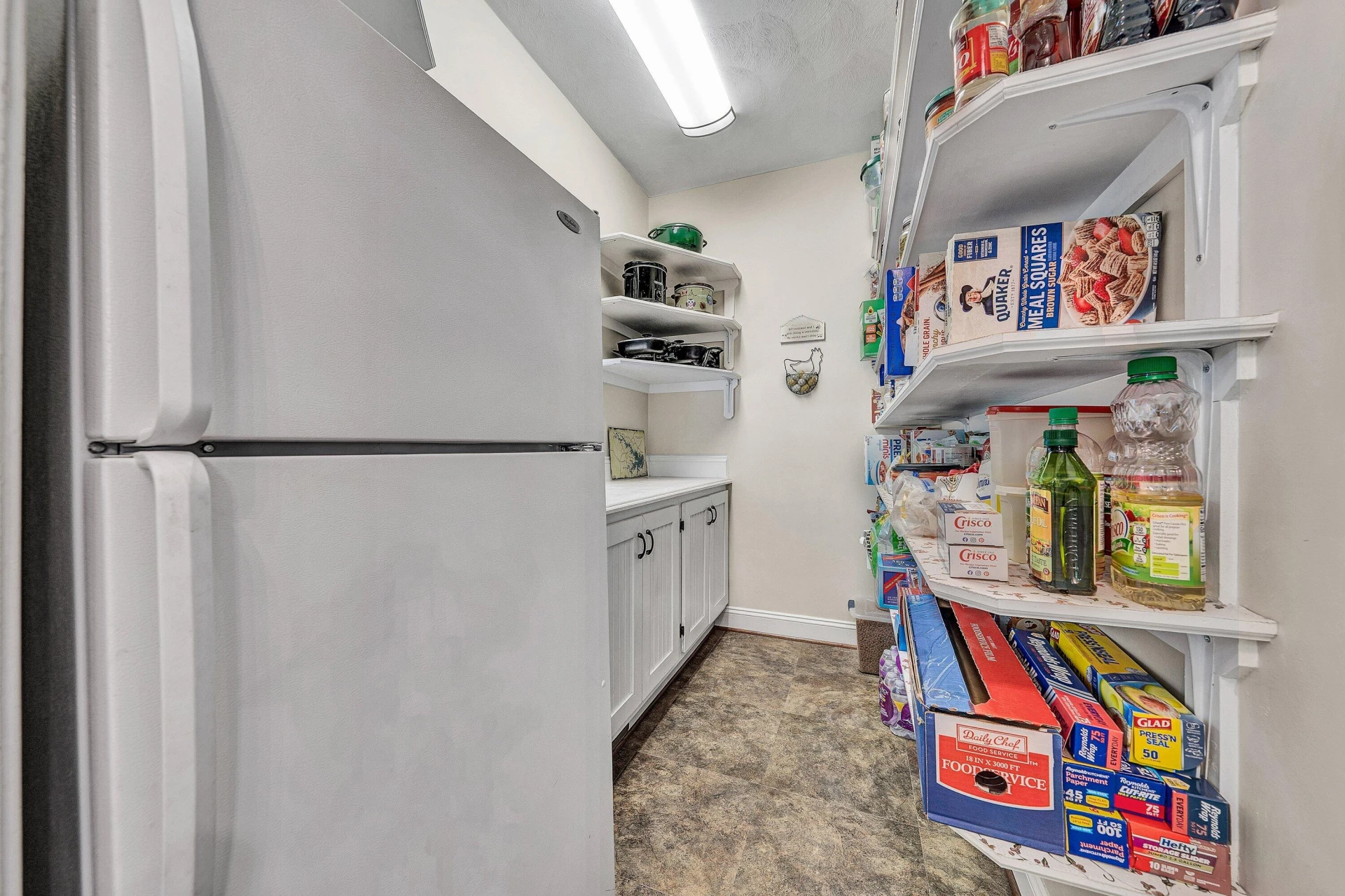 1100 Angela CT - Photo 26