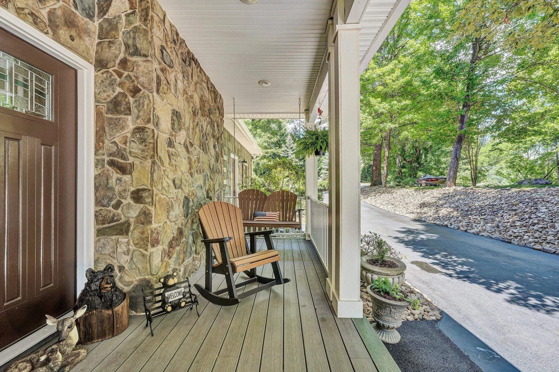 1100 Angela CT - Photo 7