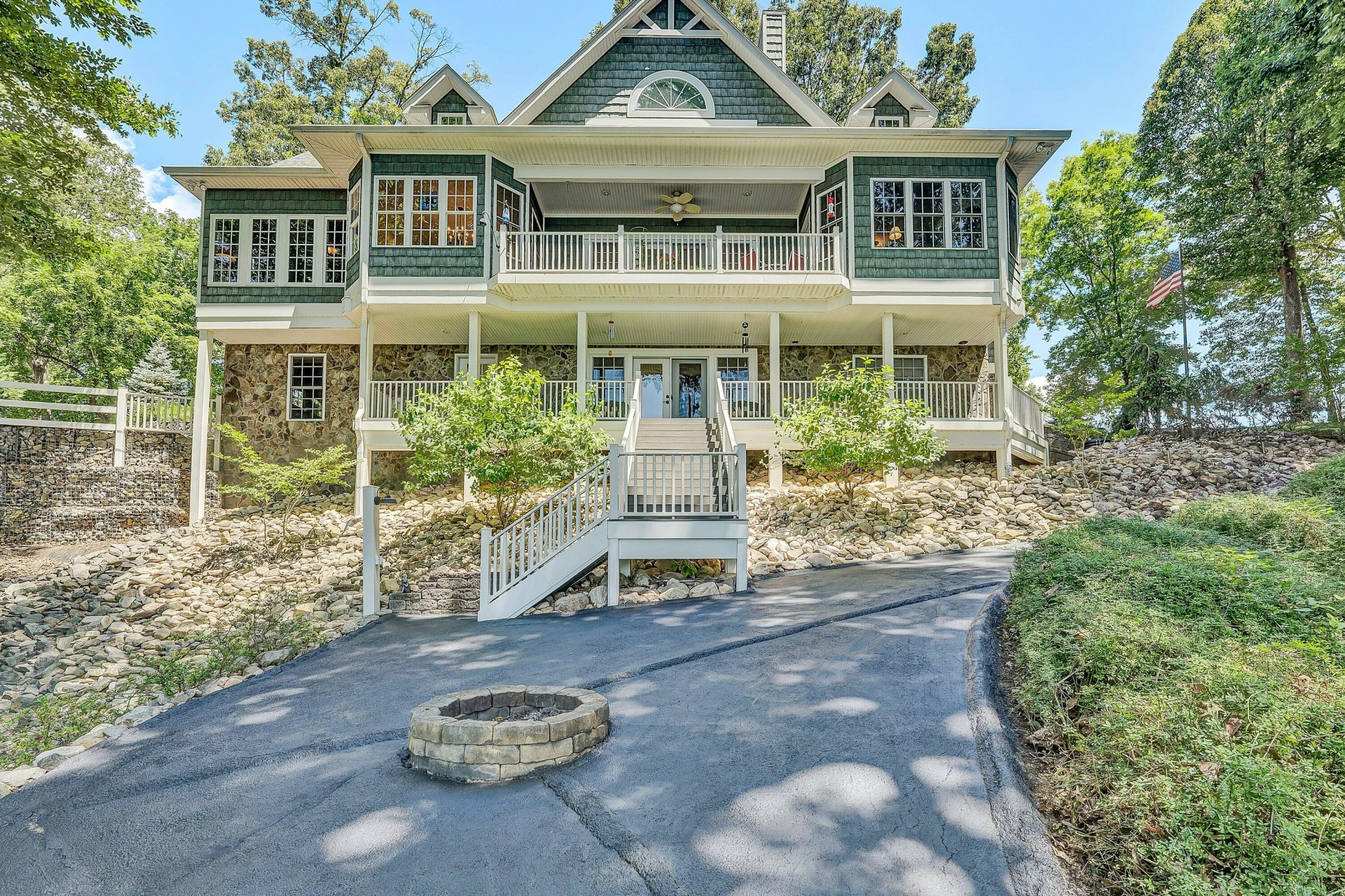 1100 Angela CT - Photo 72