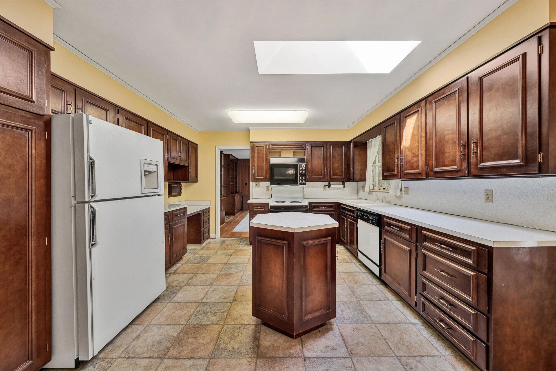 3615 Brymoor RD SW - Photo 11