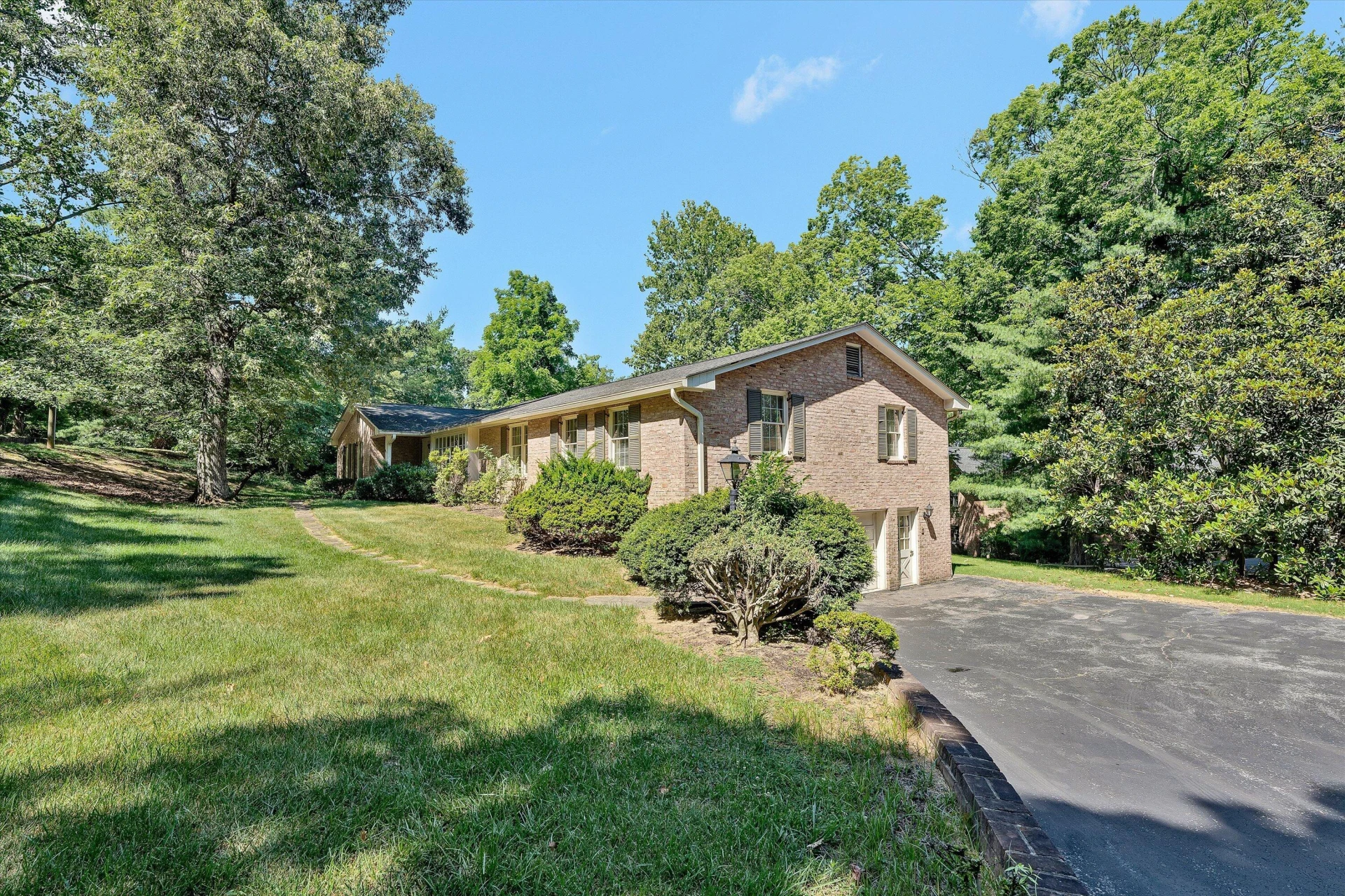 3615 Brymoor RD SW - Photo 3